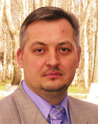 НАУМОВ Эдуард Сергеевич